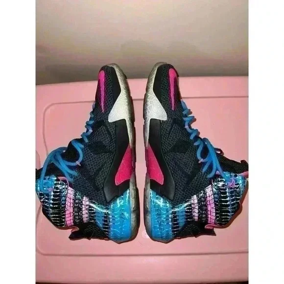 Sold - Picture 5 of 12